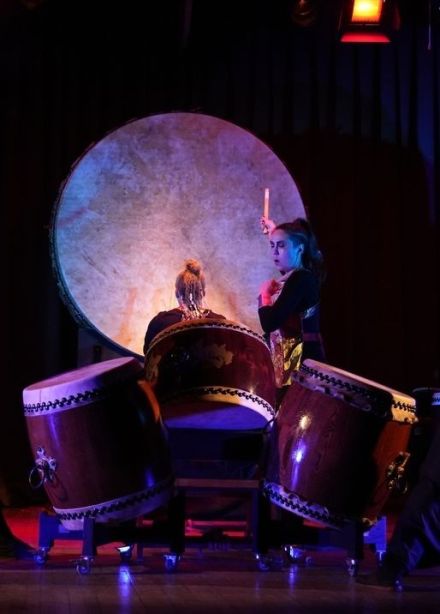 Шоу японских барабанов «Taiko Drums Oo-Nami»