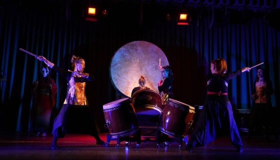 Шоу японских барабанов «Taiko Drums Oo-Nami»
