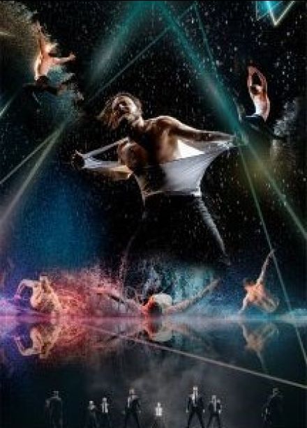 Шоу под дождём III. Только для женщин