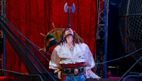 Цирк-шапито Мансуровых. Шоу «Форсаж»