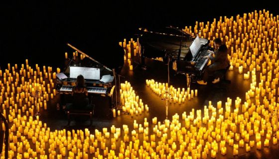 Aura Show. Главная музыка столетия при свечах