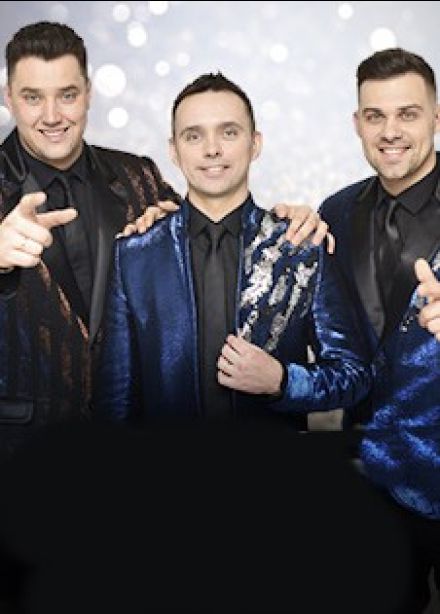 Вокальное трио «Бэйс»